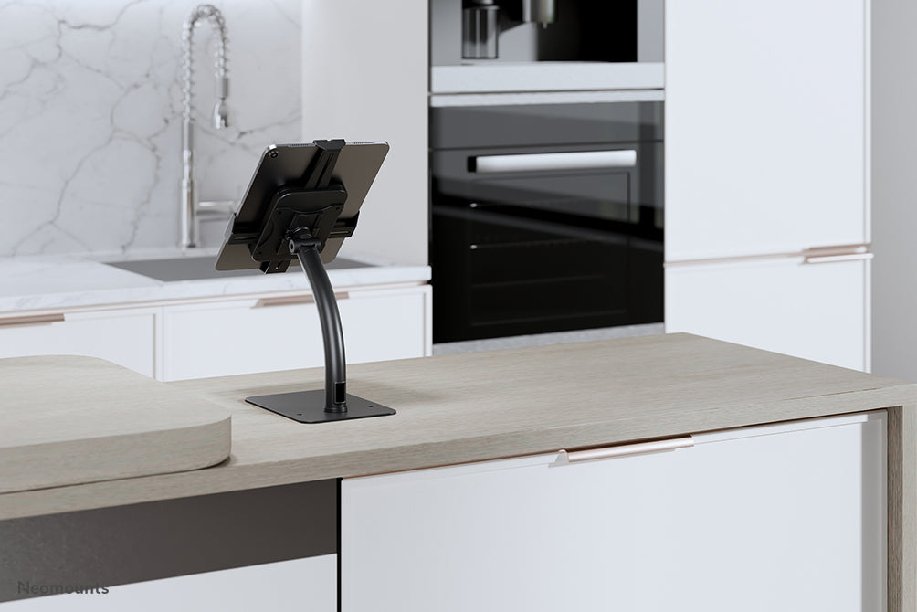 Neomounts DS15-625BL1 supporto da tavolo inclinabile e rotante per tablet da 7,9-11 pollici - Nero
