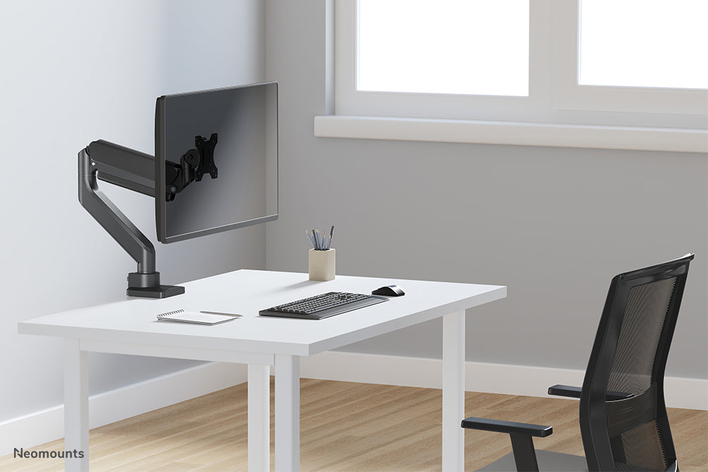 Neomounts DS70-450BL1 supporto da scrivania full motion per monitor da 17-42 pollici - Nero