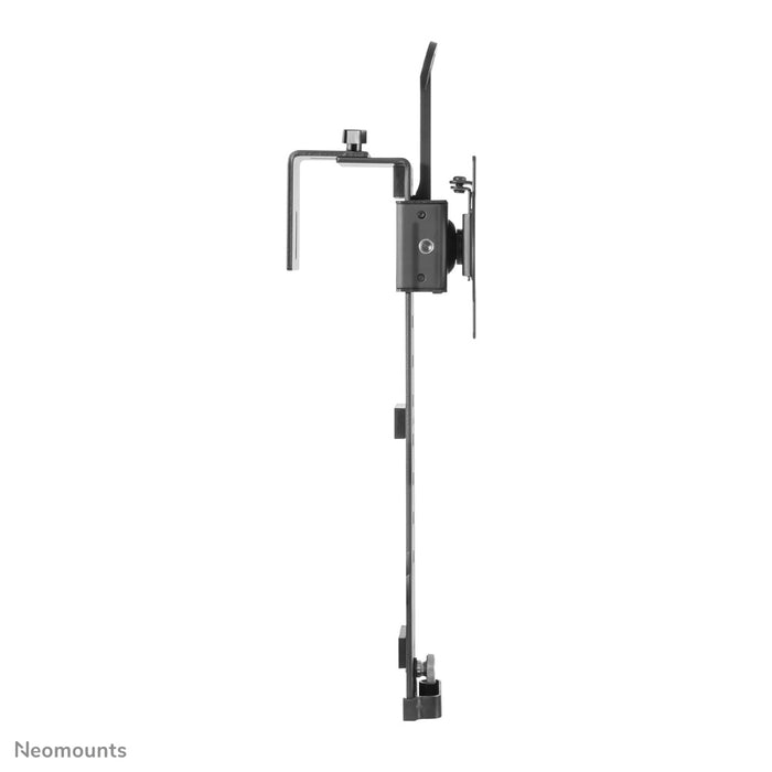 Neomounts FPMA-CH100 nero è un supporto da scrivania che si aggancia a una parete divisoria per flat screen fino a 30 pollici.