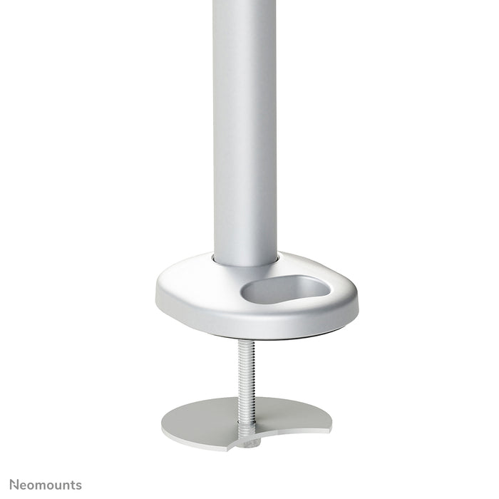 Neomounts FPMA-D935DG è un supporto da scrivania per 2 schermi piatti fino a 27 pollici (69 cm).