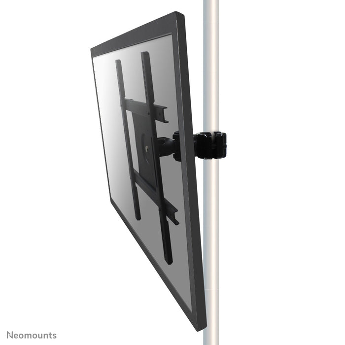 Neomounts FPMA-WP440black è un supporto a palo inclinabile e girevole per schermi LCD/LED/TFT fino a 52 pollici (132 cm).