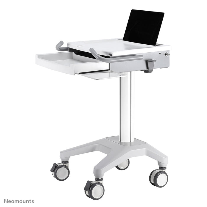 Neomounts MED-M200 è una postazione di lavoro mobile per laptop, tastiera e mouse.