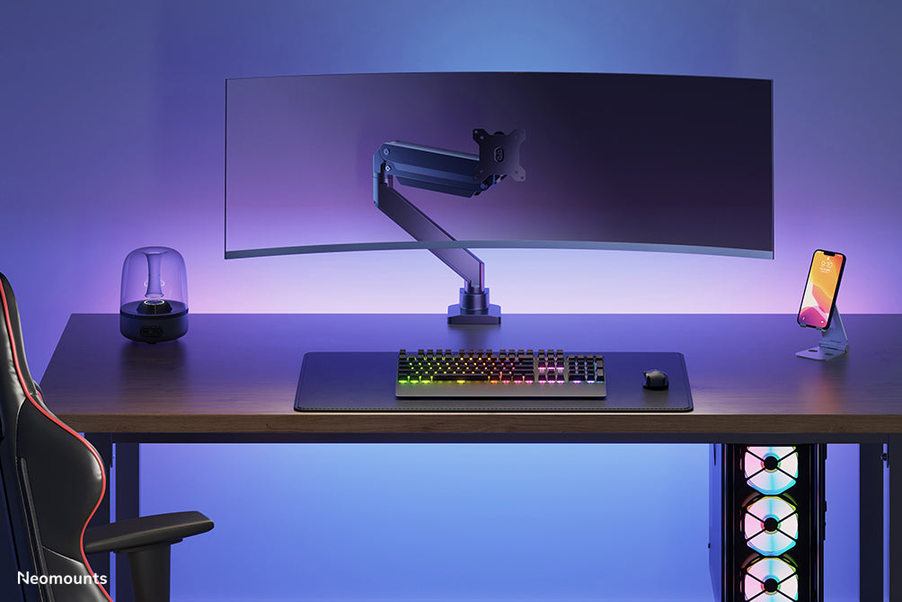 Neomounts NM-D775 neroPLUS è un supporto da scrivania con molla a gas per monitor curvi fino a 49 pollici (124 cm) - Nero