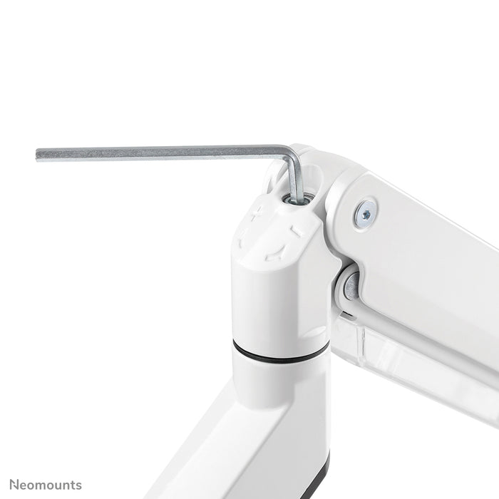 Neomounts NM-D775DX bianco è un supporto da scrivania con molla a gas, barra trasversale e leva per schermi piatti fino a 32 pollici (81 cm).