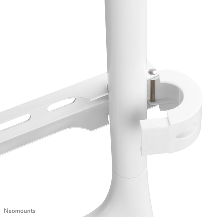 Neomounts NM-M1000 bianco è un mobile per schermi piatti fino a 70 pollici (178 cm).