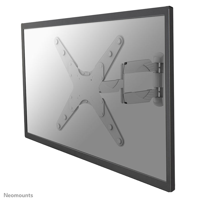Neomounts NM-W440 bianco è un supporto da parete con 3 punti di rotazione per schermi piatti fino a 55 pollici (140 cm).