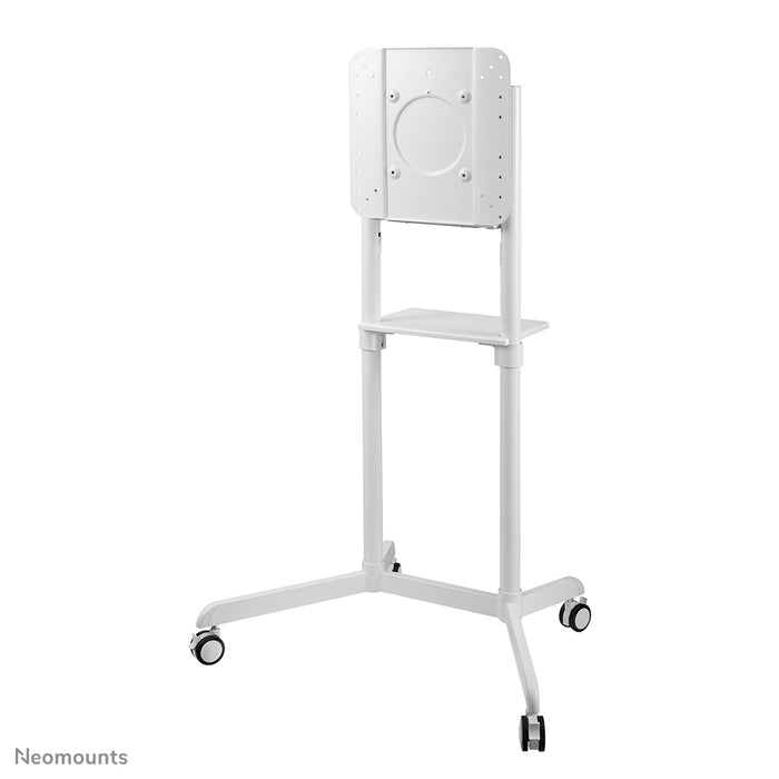 Neomounts NS-M1250 bianco è un mobile su ruote per schermi piatti fino a 70 pollici (178 cm). Include piano per laptop - Bianco