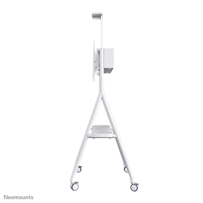 Neomounts NS-M1500 bianco è un mobile su ruote per schermi piatti fino a 65 pollici (165 cm). Include piano per laptop - Bianco