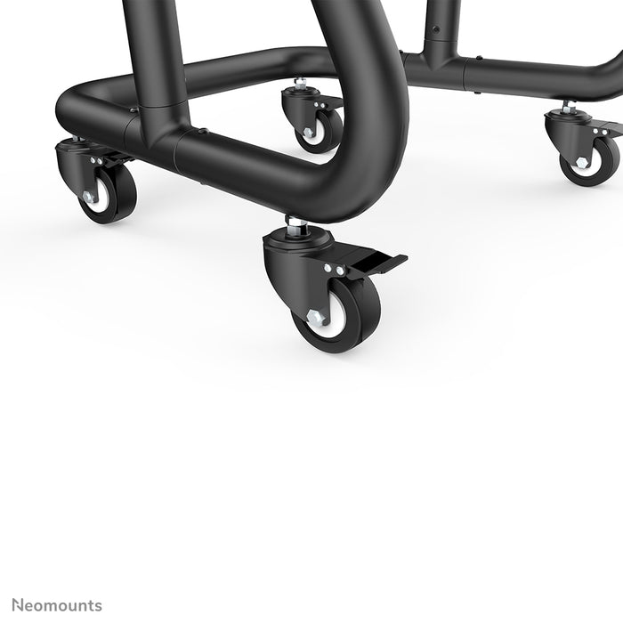 Neomounts NS-M3600 nero è un mobile su ruote per schermi piatti fino a 80 pollici (203 cm).