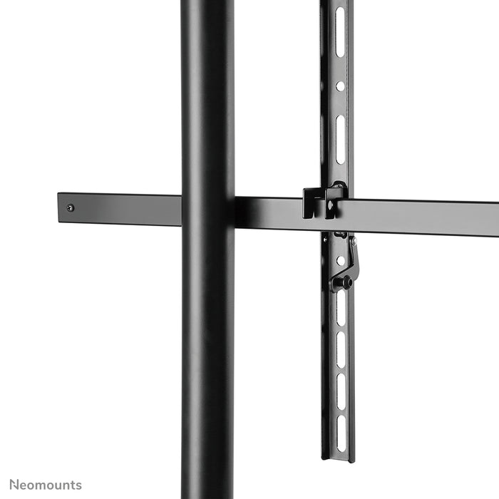 Neomounts NS-M3800 nero è un mobile su ruote per schermi piatti fino a 100 pollici (254 cm).