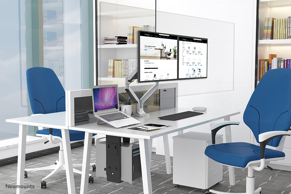 Neomounts NSLS025 è un supporto da scrivania universale per notebook o tablet.